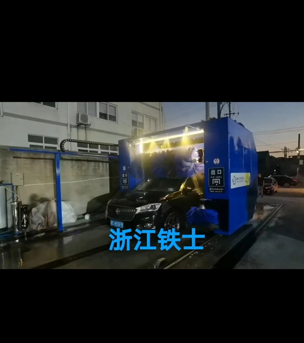 中國-溫州龍灣Guo際機場充電區(qū)，無人值守設(shè)備調(diào)試中 (3)