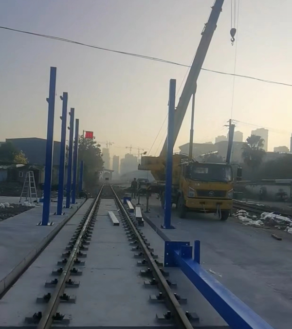 中國(guó)-浙江金溫鐵道 火車(chē)清洗線安裝中...